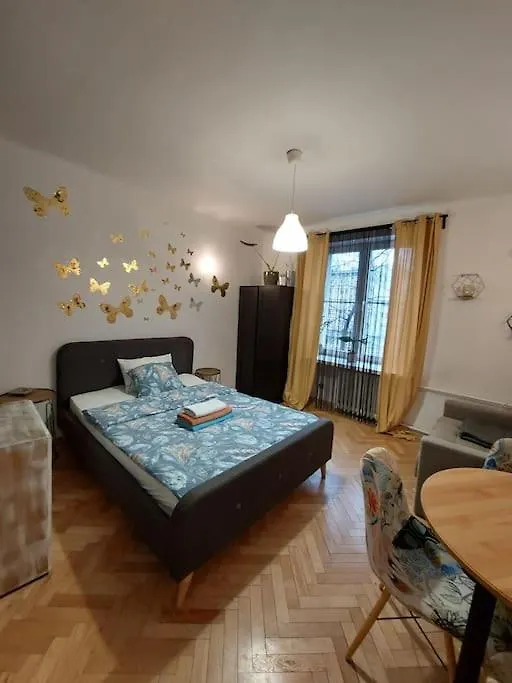 Urocze Mieszkanie Na Zielonym Zoliborzu Appartement Warschau